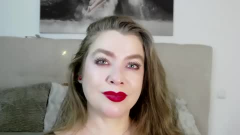 Snapshot of petersemily chatting on 12/14/24, 12:55 Peters Emily online show from 12/14/24, 12:55