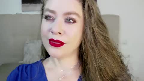 Snapshot of petersemily chatting on 01/28/25, 02:42 Peters Emily online show from 01/28/25, 02:42