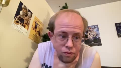 Snapshot of petert32 chatting on 01/10/25, 02:25 Peter online show from 01/10/25, 02:25