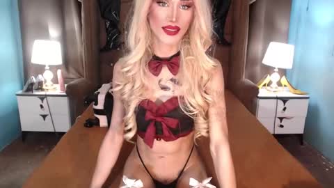 Snapshot of petite_bigload_7inches_thick69 chatting on 10/20/25, 01:44 BIGLOAD online show from 10/20/25, 01:44