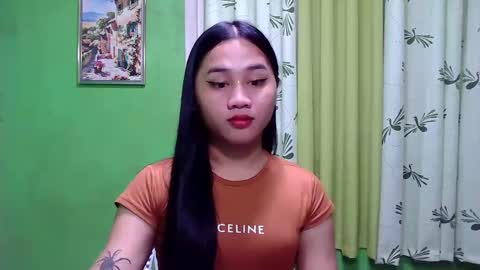 Snapshot of petite_trish chatting on 12/09/24, 06:12 trish online show from 12/09/24, 06:12