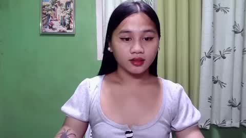 Snapshot of petite_trish chatting on 01/20/25, 09:46 trish online show from 01/20/25, 09:46