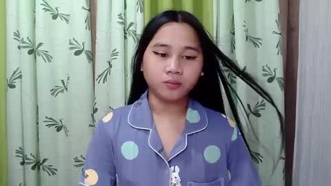 Snapshot of petite_trish chatting on 02/22/25, 11:46 trish online show from 02/22/25, 11:46