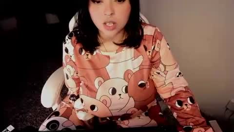 Snapshot of petitelilo1 chatting on 01/07/25, 05:54 Lilo online show from 01/07/25, 05:54