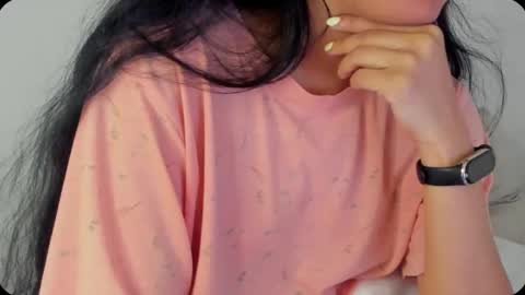 Snapshot of petitgirl_ chatting on 02/19/25, 09:58 J A S S online show from 02/19/25, 09:58