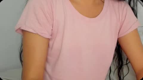 Snapshot of petitgirl_ chatting on 02/22/25, 03:56 J A S S online show from 02/22/25, 03:56