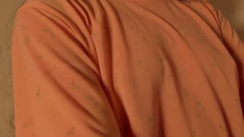 Snapshot of petitgirl_ chatting on 03/05/25, 04:56 J A S S online show from 03/05/25, 04:56