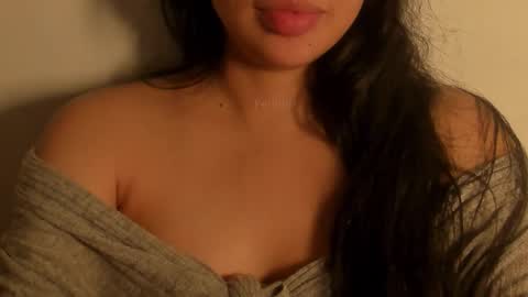 Snapshot of petitgirl_ chatting on 10/01/25, 11:22 J A S S online show from 10/01/25, 11:22