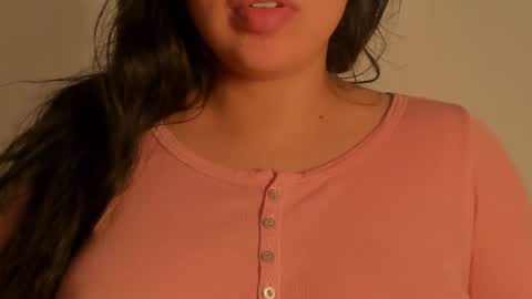 Snapshot of petitgirl_ chatting on 11/17/25, 08:14 J A S S online show from 11/17/25, 08:14