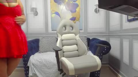    online show from 11/11/25, 10:37