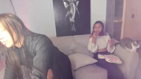 Peyton   online show from 11/20/25, 02:12