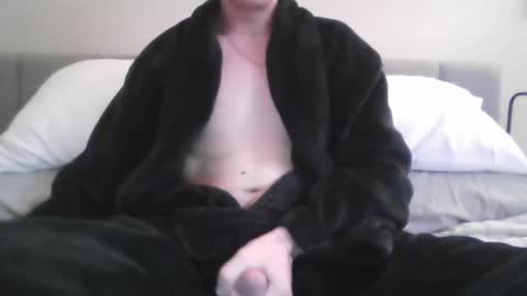 Snapshot of pgramlin09 chatting on 11/01/25, 06:32 pgramlin09 online show from 11/01/25, 06:32