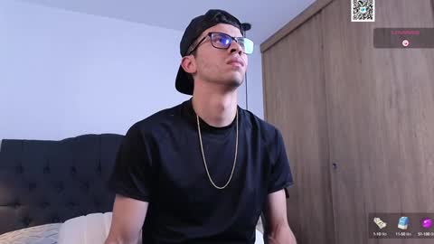 phantom_bigger1 online show from 01/14/25, 01:06