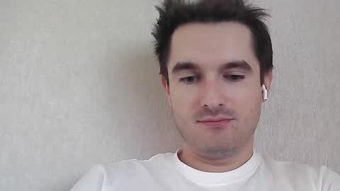 Snapshot of philborison chatting on 10/28/25, 11:47 PhilipBorison online show from 10/28/25, 11:47