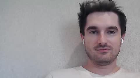 Snapshot of philborison chatting on 11/16/25, 02:22 PhilipBorison online show from 11/16/25, 02:22