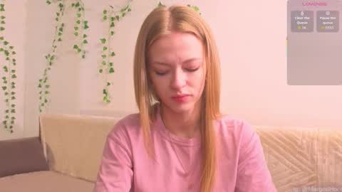 Snapshot of philippagales chatting on 09/26/25, 07:12 Margot call me Margot Robbie online show from 09/26/25, 07:12