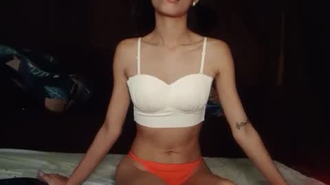 Online at weekends Friday to Sunday online show from 10/14/25, 05:36