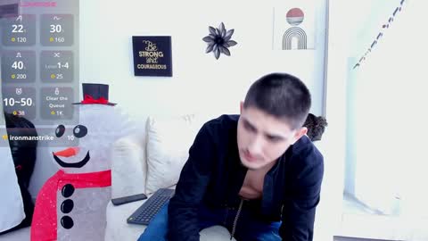 Snapshot of philiprich chatting on 12/24/24, 02:54 philiprich online show from 12/24/24, 02:54