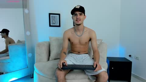 Snapshot of philiprich chatting on 01/16/25, 01:14 philiprich online show from 01/16/25, 01:14