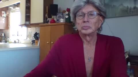 phillipa online show from 01/27/25, 05:04