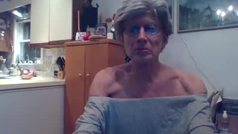 phillipa online show from 03/06/25, 12:43