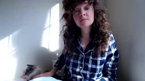 Snapshot of philosophies123 chatting on 12/22/24, 03:22 sophie online show from 12/22/24, 03:22