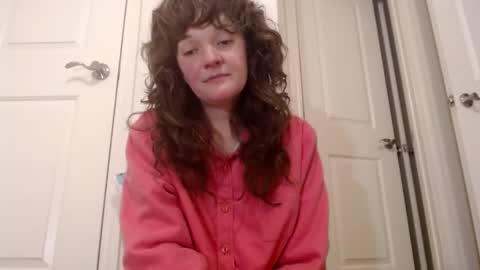 Snapshot of philosophies123 chatting on 01/17/25, 12:20 sophie online show from 01/17/25, 12:20