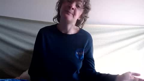 Snapshot of philosophies123 chatting on 03/12/25, 02:01 sophie online show from 03/12/25, 02:01