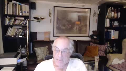 Snapshot of philoumis2 chatting on 02/28/25, 01:47 Philippe online show from 02/28/25, 01:47
