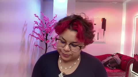 Phoenix  online show from 09/17/25, 03:19
