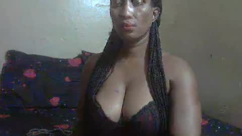Snapshot of phoenixcandy chatting on 01/25/25, 10:28 phoenixcandy online show from 01/25/25, 10:28