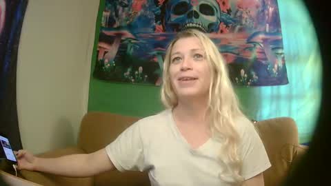 Snapshot of phulaen chatting on 01/22/25, 07:03 Phulaen online show from 01/22/25, 07:03