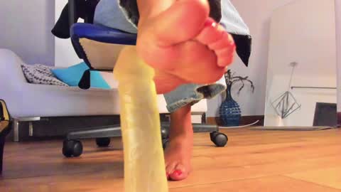    Special Couple Show - WELCOME TO XMAS   5 and 6 December  - 2 at 8 pm COL hour online show from 12/21/24, 01:04