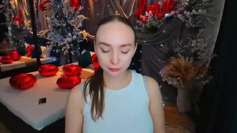 Snapshot of pieceofinspiration chatting on 02/16/25, 01:27 Emelie online show from 02/16/25, 01:27