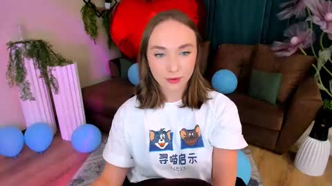 Snapshot of pieceofinspiration chatting on 09/09/25, 07:57 Emelie online show from 09/09/25, 07:57