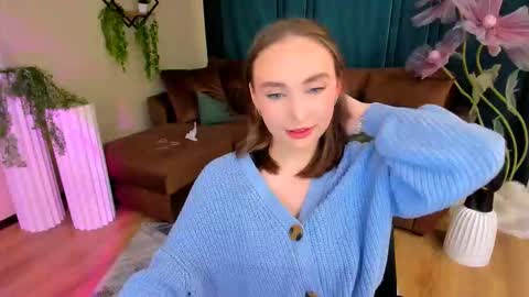 Snapshot of pieceofinspiration chatting on 09/17/25, 07:26 Emelie online show from 09/17/25, 07:26