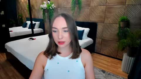 Snapshot of pieceofinspiration chatting on 09/30/25, 07:30 Emelie online show from 09/30/25, 07:30