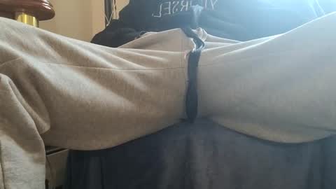 Snapshot of piercednlong chatting on 10/26/25, 08:37 420 BBC online show from 10/26/25, 08:37