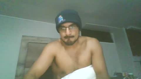 piggybottom299 online show from 11/10/25, 08:35