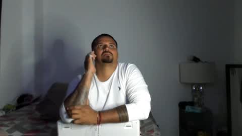 pikoro_gomez online show from 10/10/25, 11:48