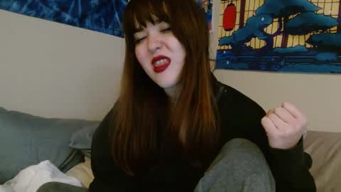 Snapshot of pillogoddess chatting on 12/04/24, 02:48 PilloGoddess online show from 12/04/24, 02:48