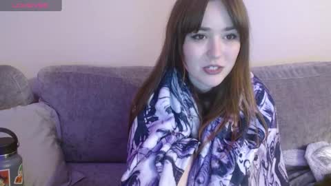 Snapshot of pillogoddess chatting on 03/05/25, 08:32 PilloGoddess online show from 03/05/25, 08:32