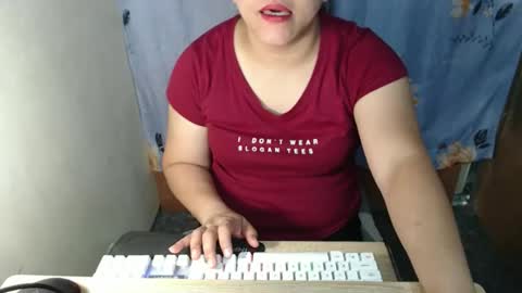Snapshot of pinay_carlax chatting on 09/24/25, 09:01 pinay_carlax online show from 09/24/25, 09:01