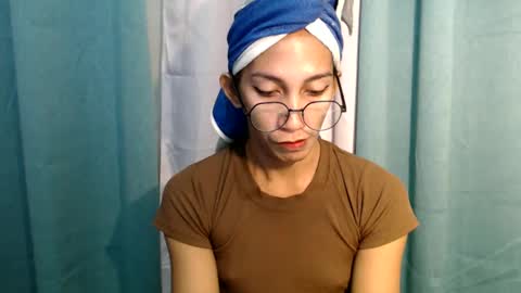 Snapshot of pinay_lucy chatting on 03/11/25, 09:24 lucyLove online show from 03/11/25, 09:24