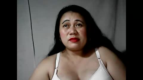 Snapshot of pinaymama12345 chatting on 03/07/25, 02:34 pinaymama12345 online show from 03/07/25, 02:34