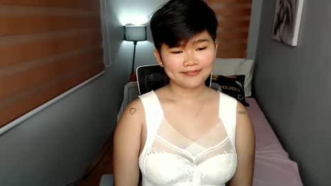 Snapshot of pinayprincesslyn chatting on 01/05/25, 11:04 Lyn the Lesbian online show from 01/05/25, 11:04