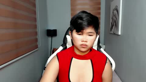 Snapshot of pinayprincesslyn chatting on 01/22/25, 01:42 Lyn the Lesbian online show from 01/22/25, 01:42