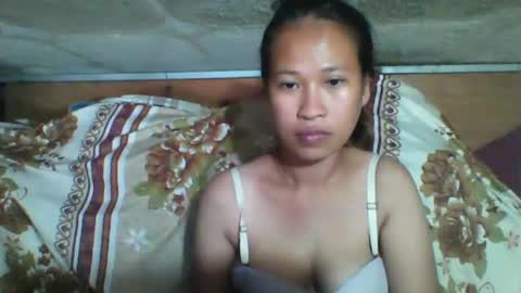 Snapshot of pinaysquirtpussy chatting on 01/14/25, 01:15 pinaysquirtpussy online show from 01/14/25, 01:15