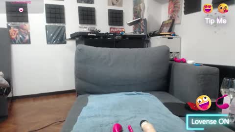 Snapshot of pingones79 chatting on 10/30/25, 06:41 pingones 79 online show from 10/30/25, 06:41