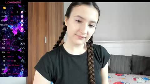 Snapshot of pingviluly chatting on 09/29/25, 06:29 pingviluly online show from 09/29/25, 06:29